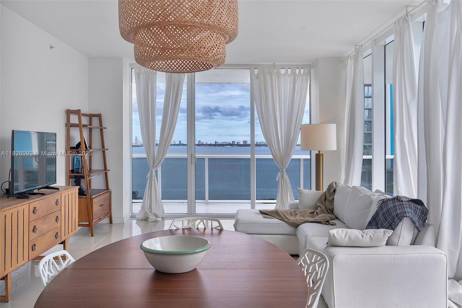 BAY HOUSE MIAMI CONDO - Residential