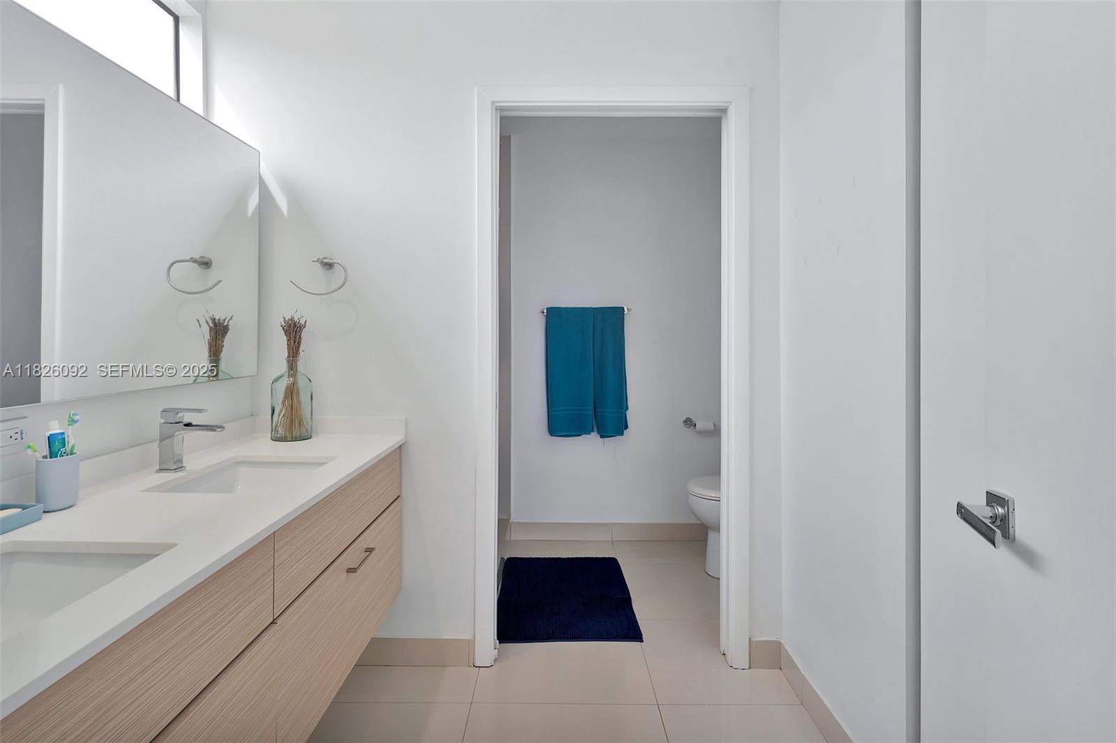 BAY HOUSE MIAMI CONDO - Residential