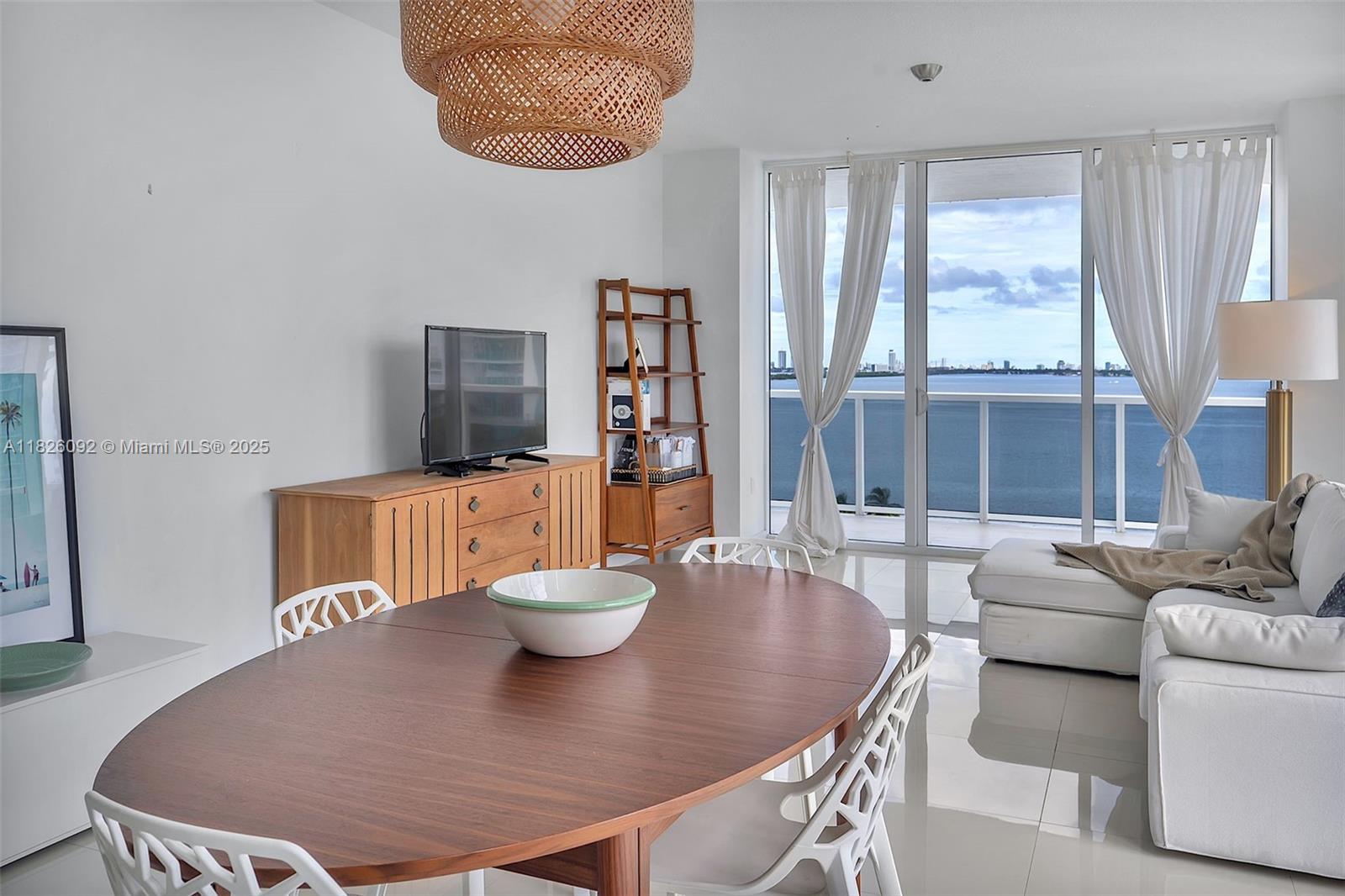 BAY HOUSE MIAMI CONDO - Residential