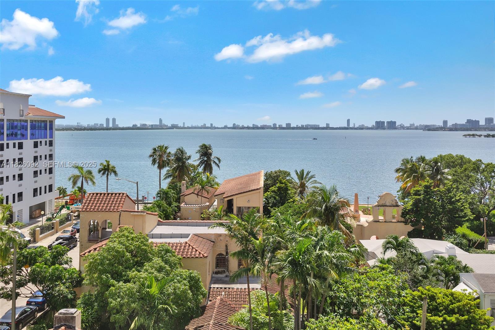 BAY HOUSE MIAMI CONDO - Residential