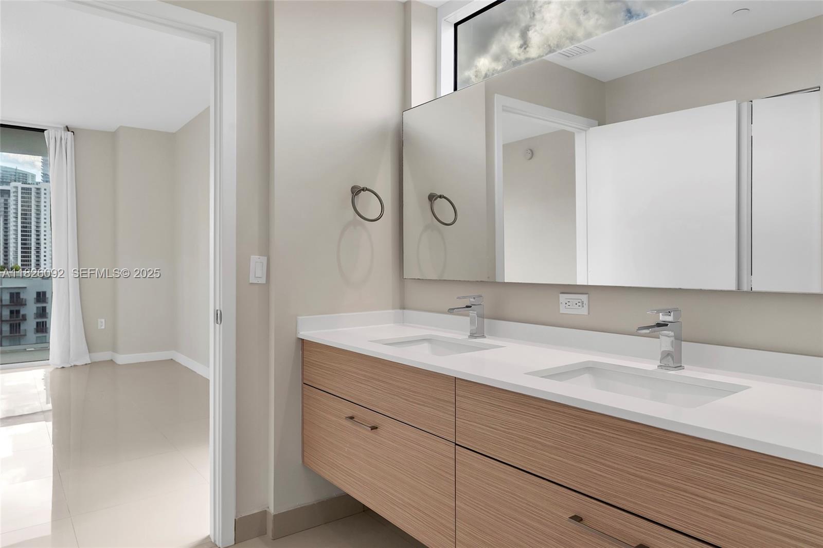 BAY HOUSE MIAMI CONDO - Residential