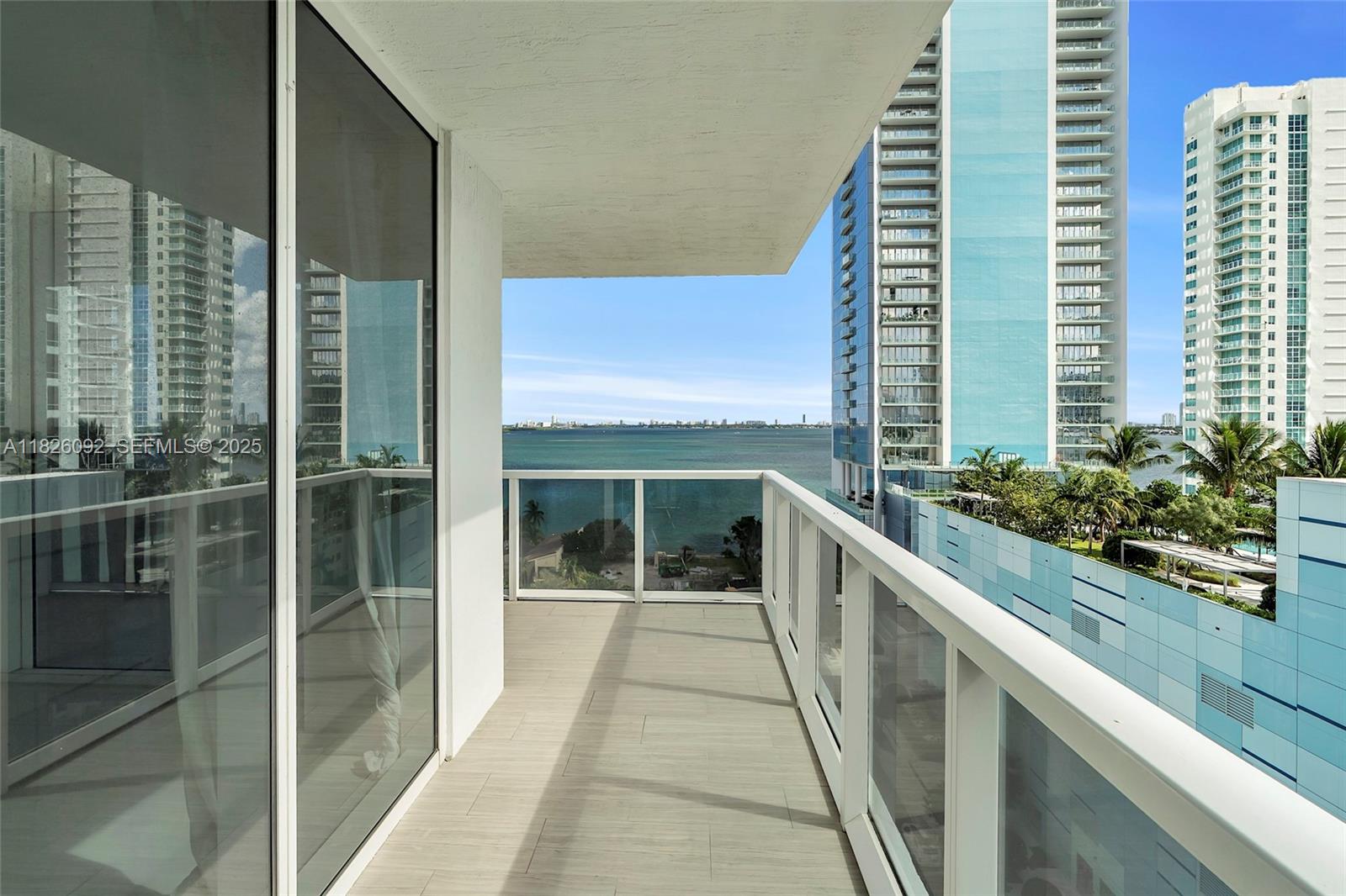 BAY HOUSE MIAMI CONDO - Residential
