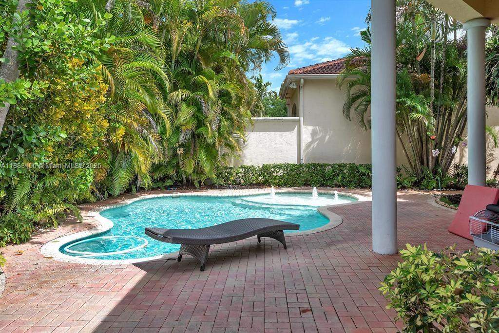 OAKS AT BOCA RATON 5 - Residential Lease