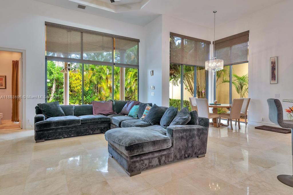 OAKS AT BOCA RATON 5 - Residential Lease