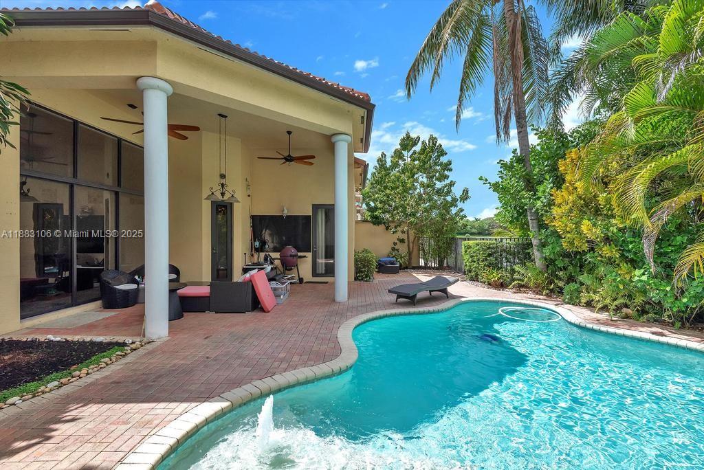 OAKS AT BOCA RATON 5 - Residential Lease