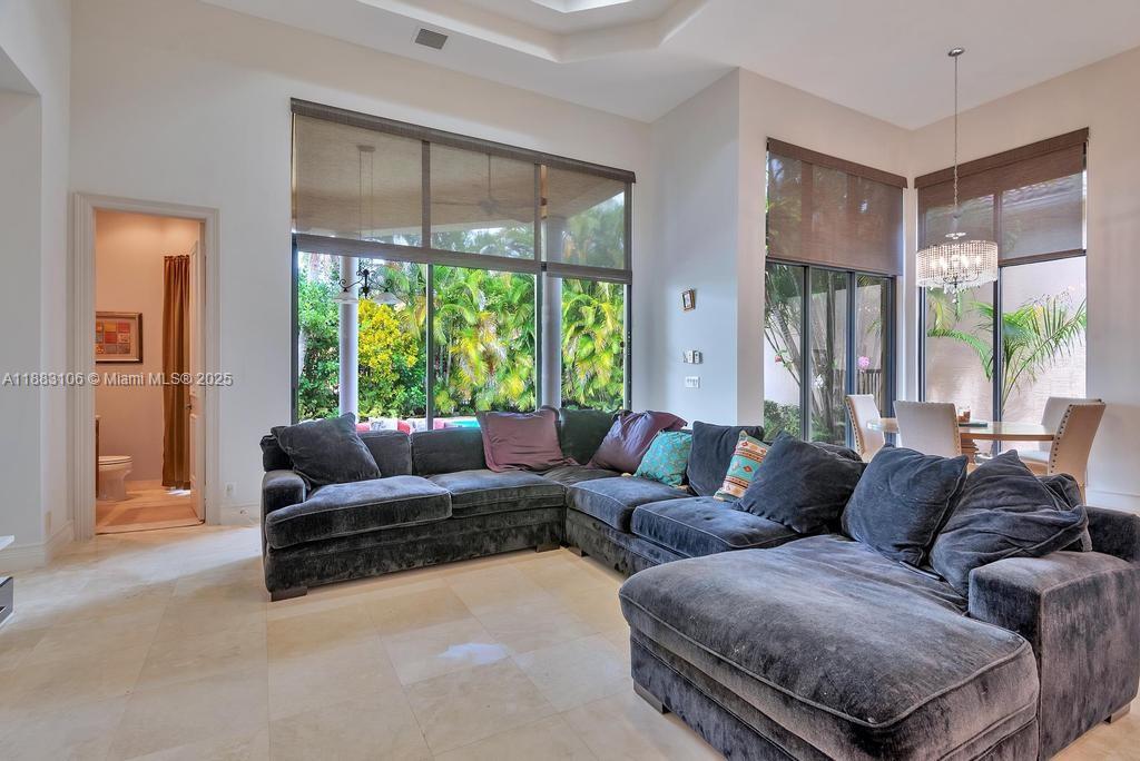 OAKS AT BOCA RATON 5 - Residential Lease