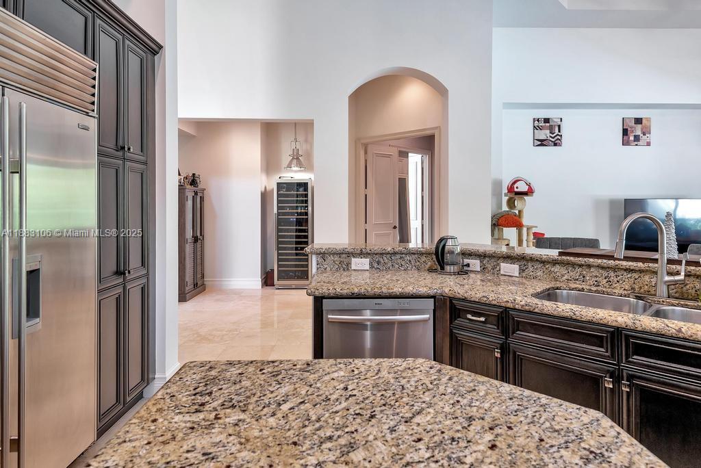 OAKS AT BOCA RATON 5 - Residential Lease