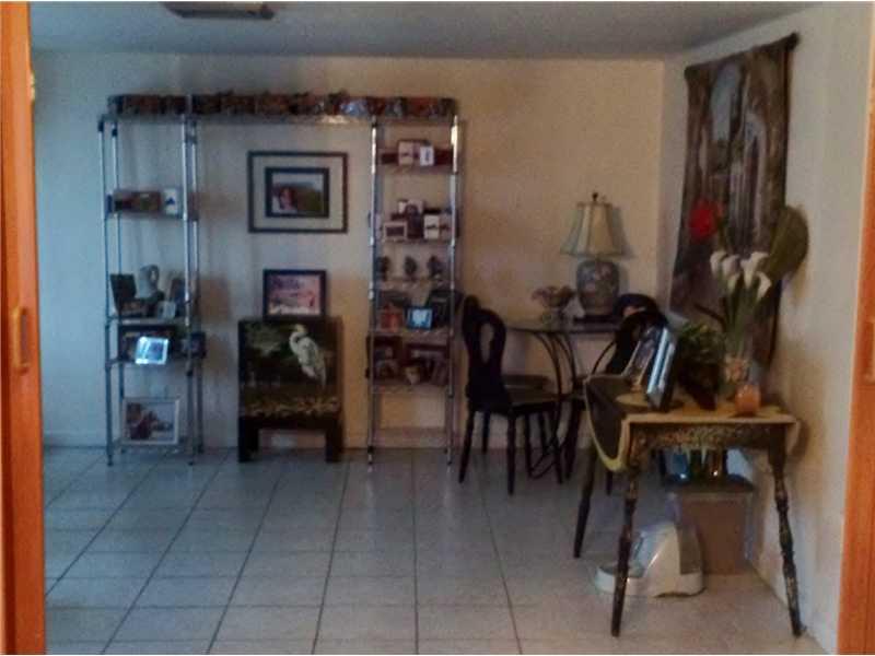 LLOYD ESTATES ADD RESUB B - Residential Lease