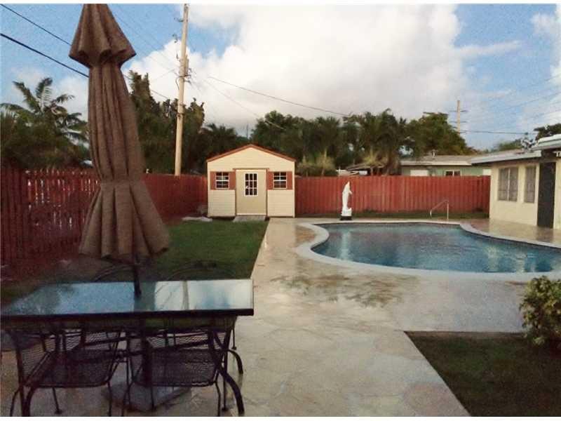 LLOYD ESTATES ADD RESUB B - Residential Lease