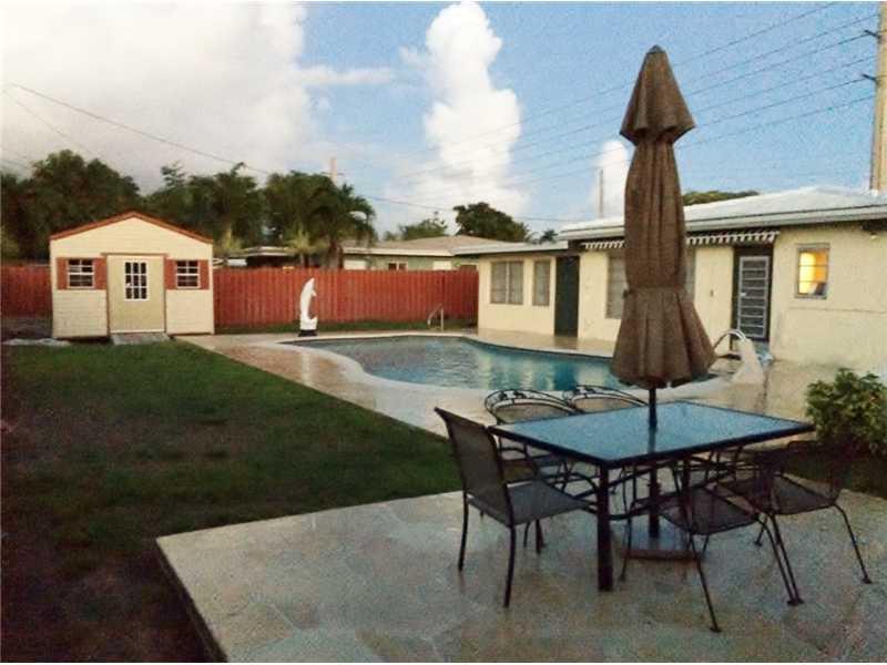 LLOYD ESTATES ADD RESUB B - Residential Lease