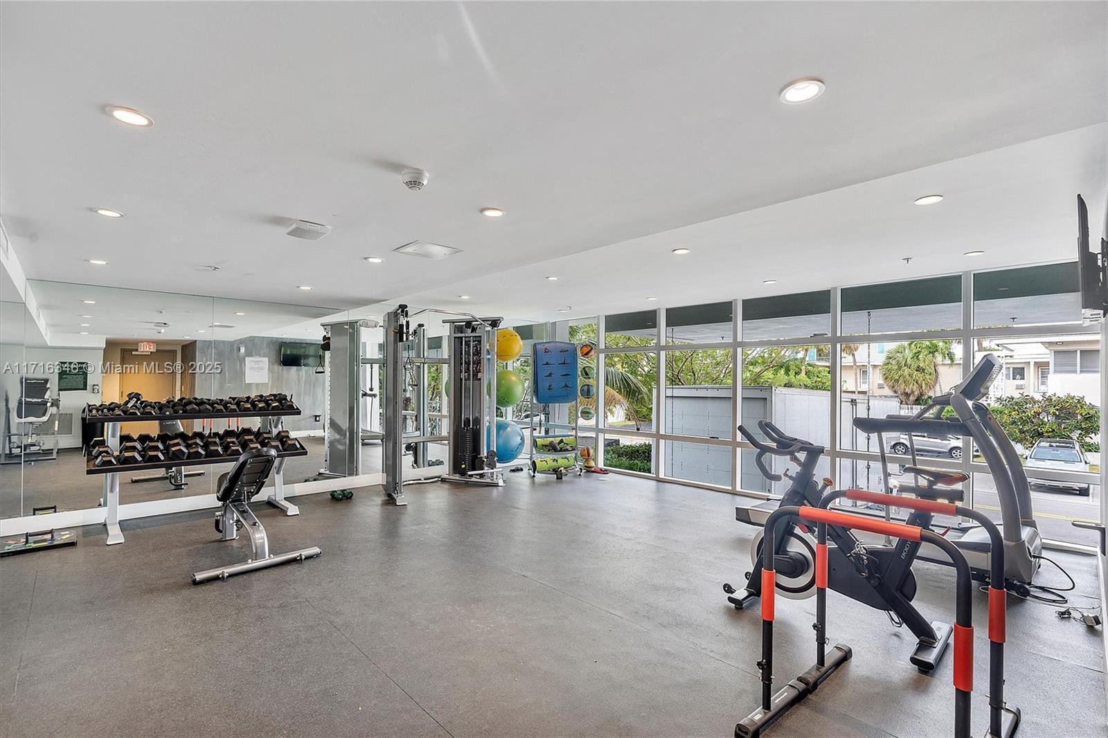 LE JARDIN HOUSE CONDO - Residential