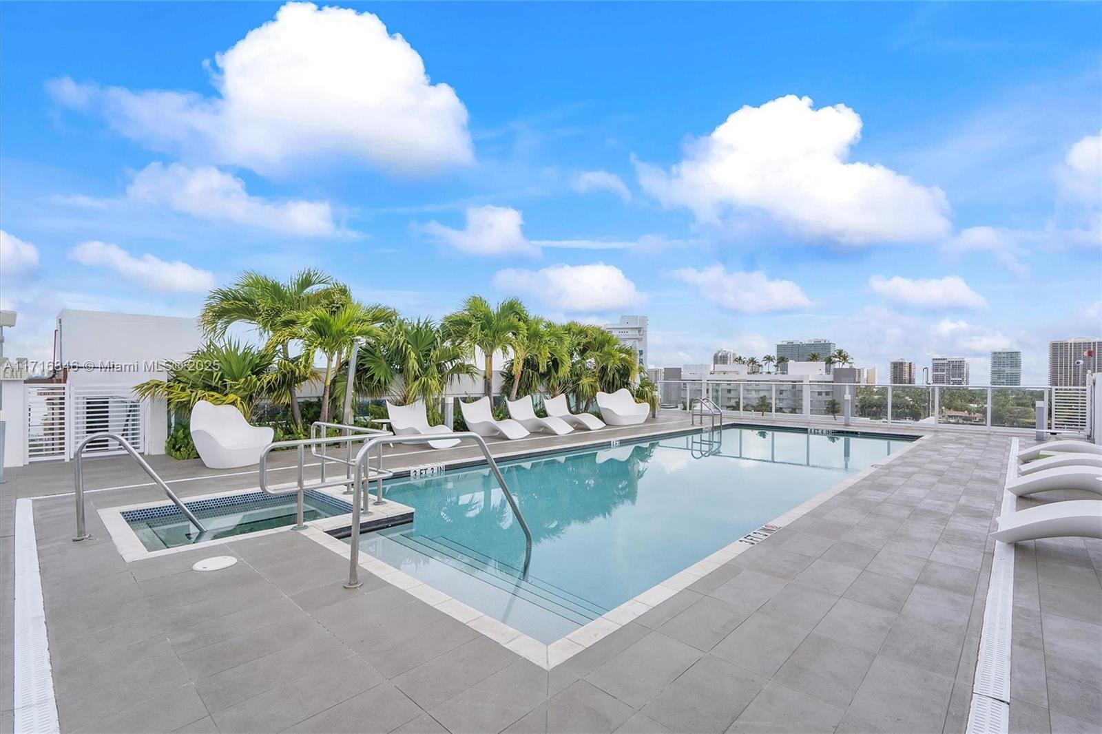 LE JARDIN HOUSE CONDO - Residential