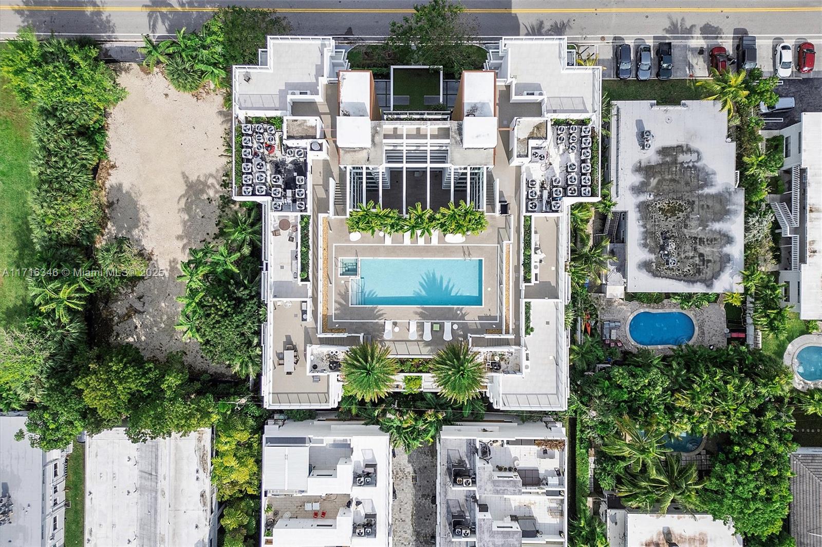 LE JARDIN HOUSE CONDO - Residential