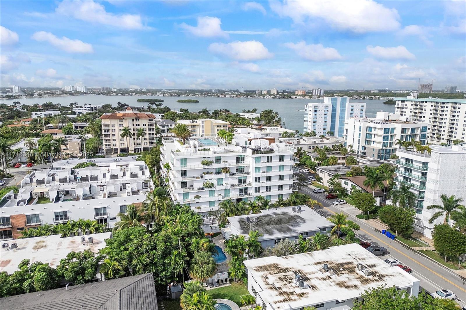 LE JARDIN HOUSE CONDO - Residential