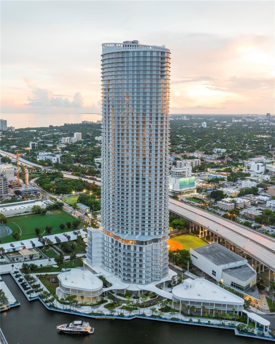 CITY OF MIAMI SOUTH - Residential Lease