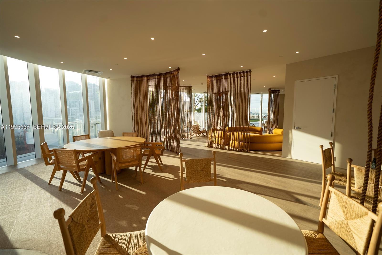 CITY OF MIAMI SOUTH - Residential Lease