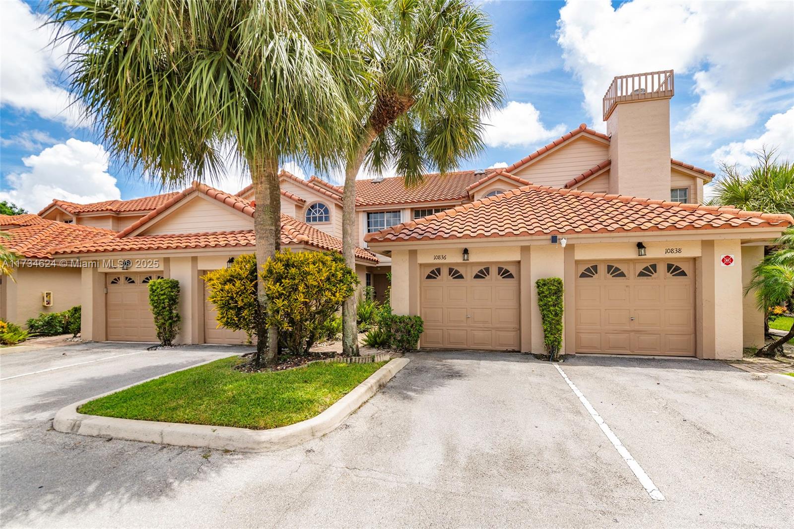10836 Cypress Glen Dr