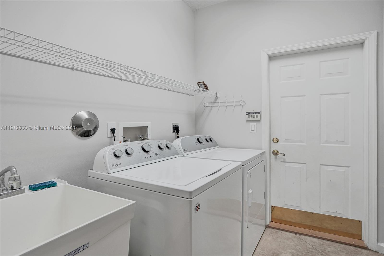 SECTOR 7 - PARCELS J-2 & - Residential