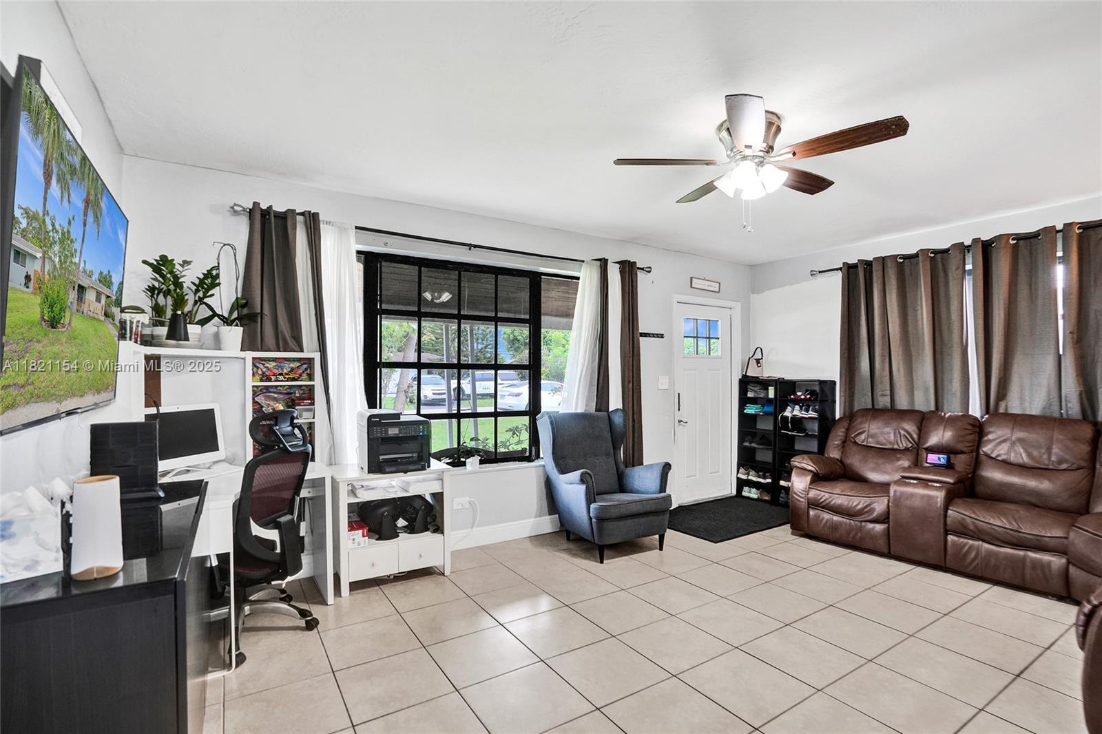 MIRAMAR SEC 5 - Residential