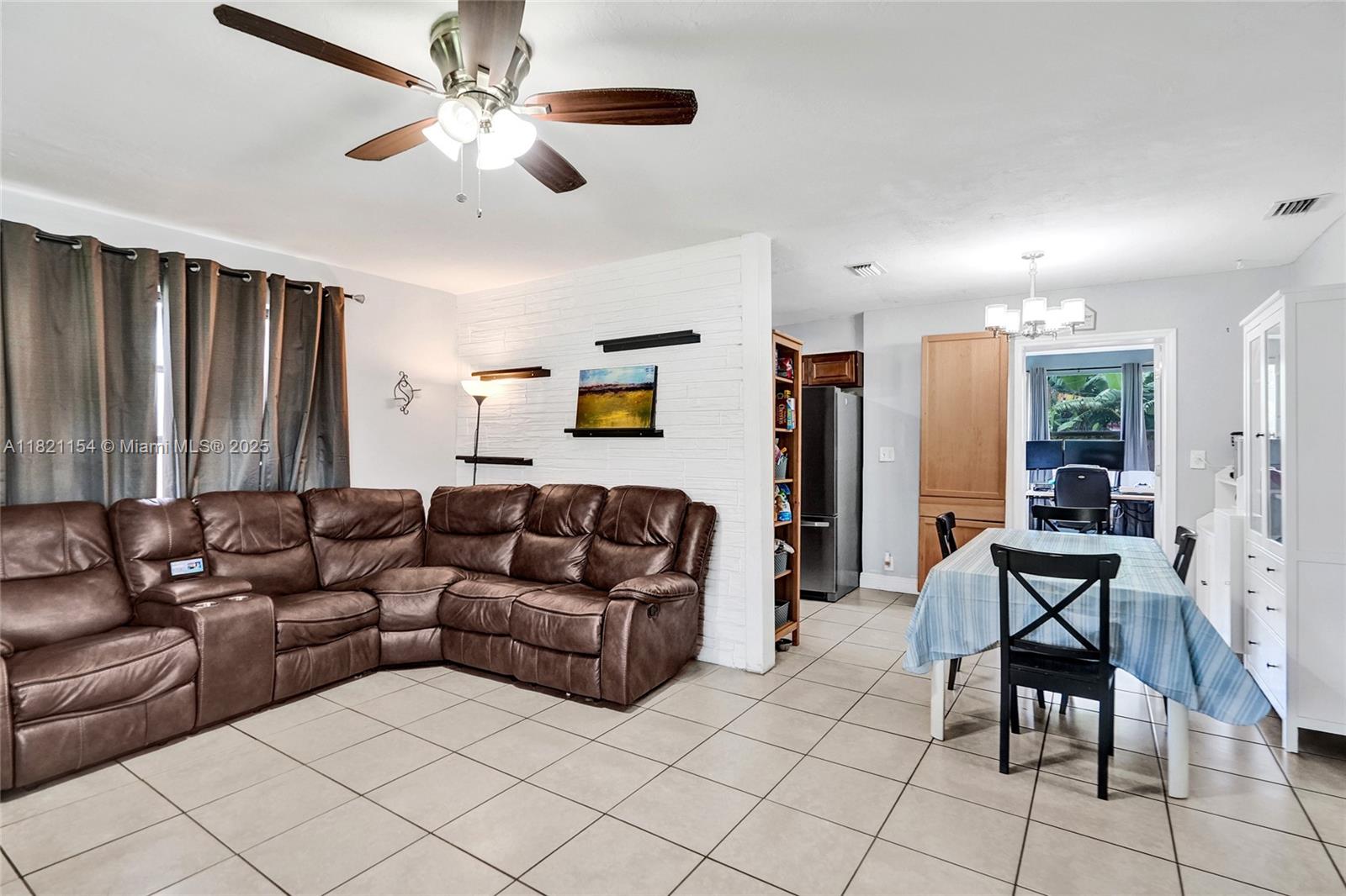 MIRAMAR SEC 5 - Residential