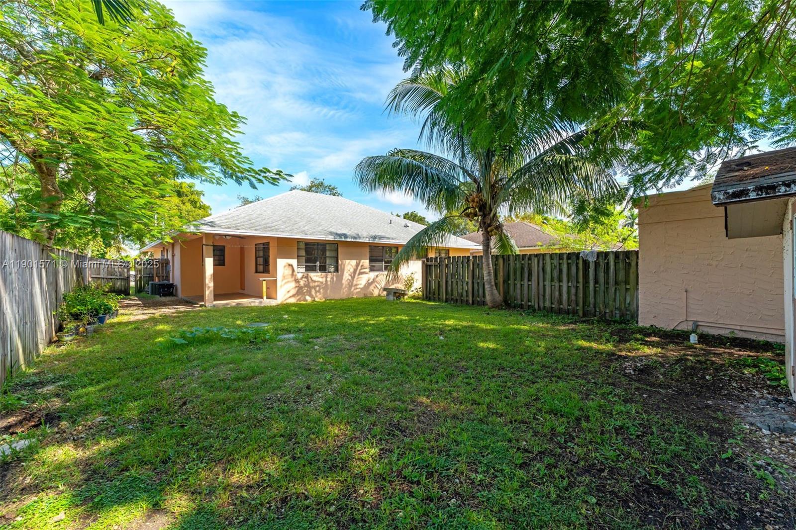 PONCE DE LEON - Residential