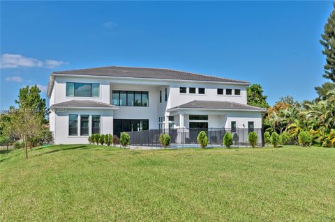 Single Family Residence in Southwest Ranches FL 17110 Reserve Ct 27.jpg