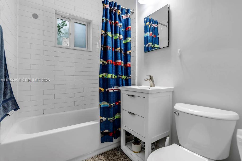 BREEZY ACRES - Residential Income