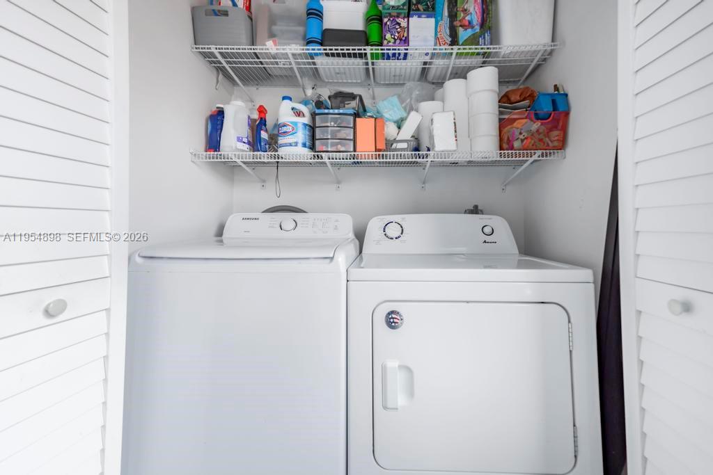 BREEZY ACRES - Residential Income