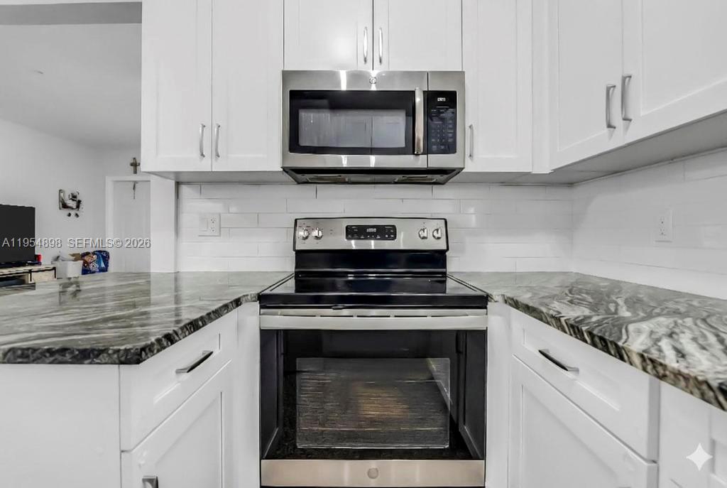 BREEZY ACRES - Residential Income