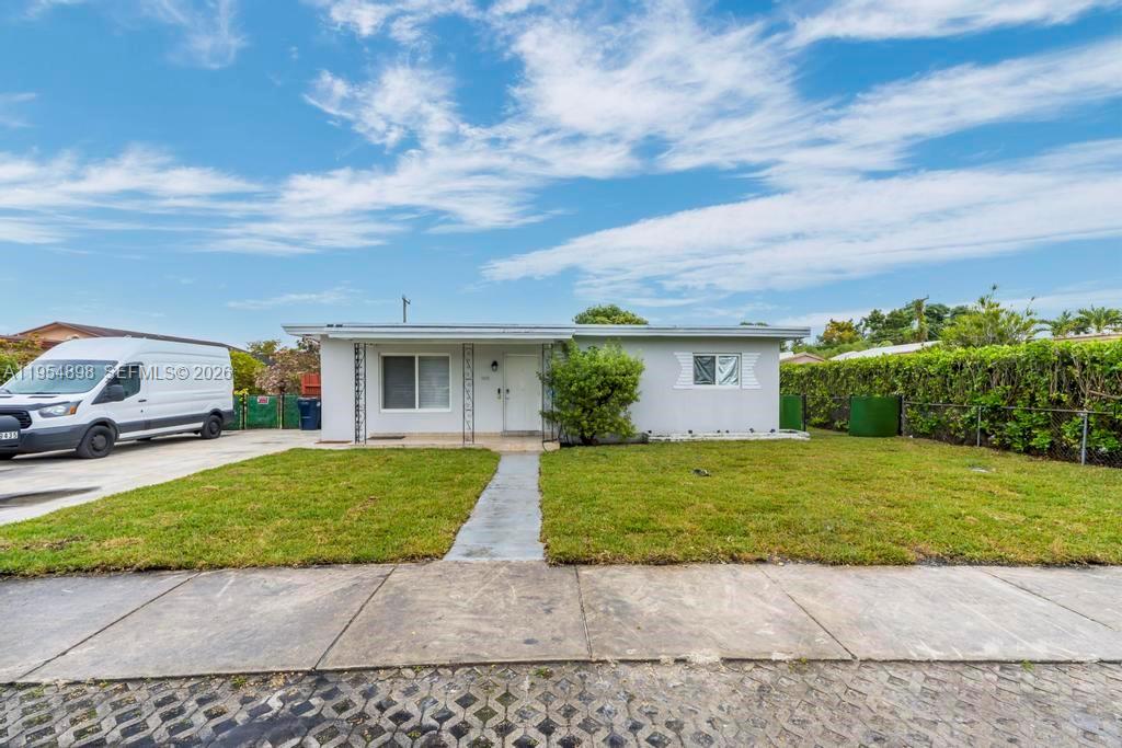 BREEZY ACRES - Residential Income