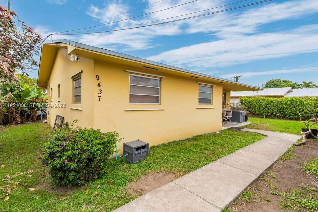 BREEZY ACRES - Residential Income