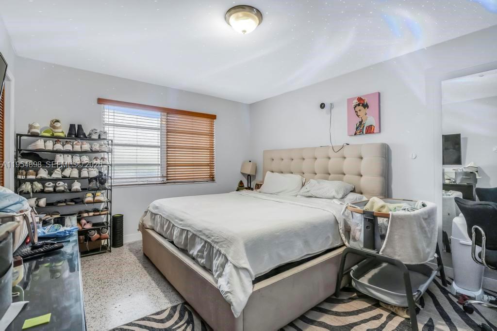 BREEZY ACRES - Residential Income