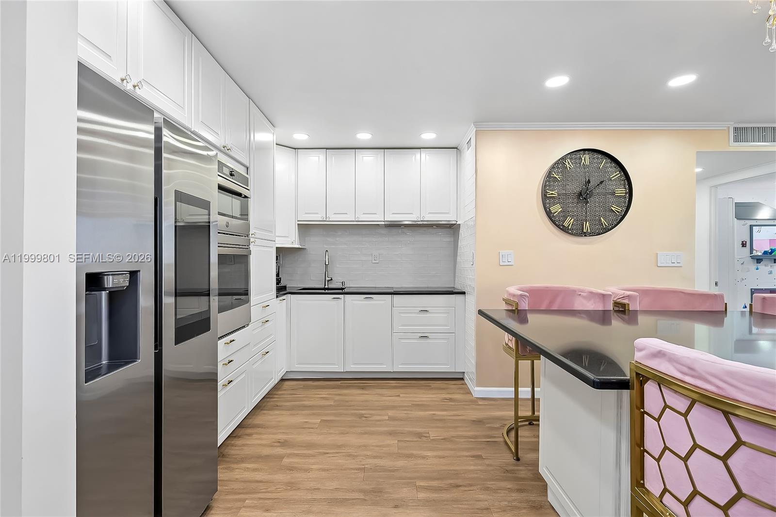 600 Three Islands Blvd 604