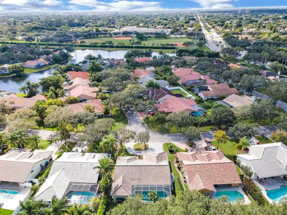 BROOKSIDE - Residential