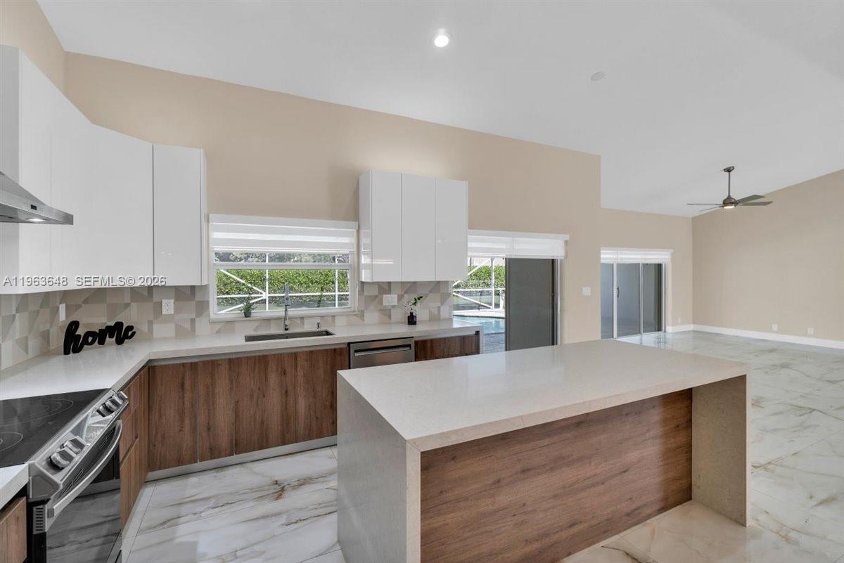 BROOKSIDE - Residential