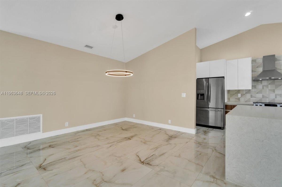 BROOKSIDE - Residential