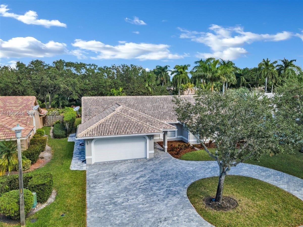 BROOKSIDE - Residential