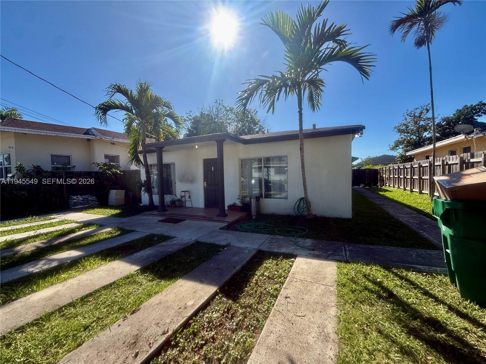 ROSEMONT PARK - Residential Income