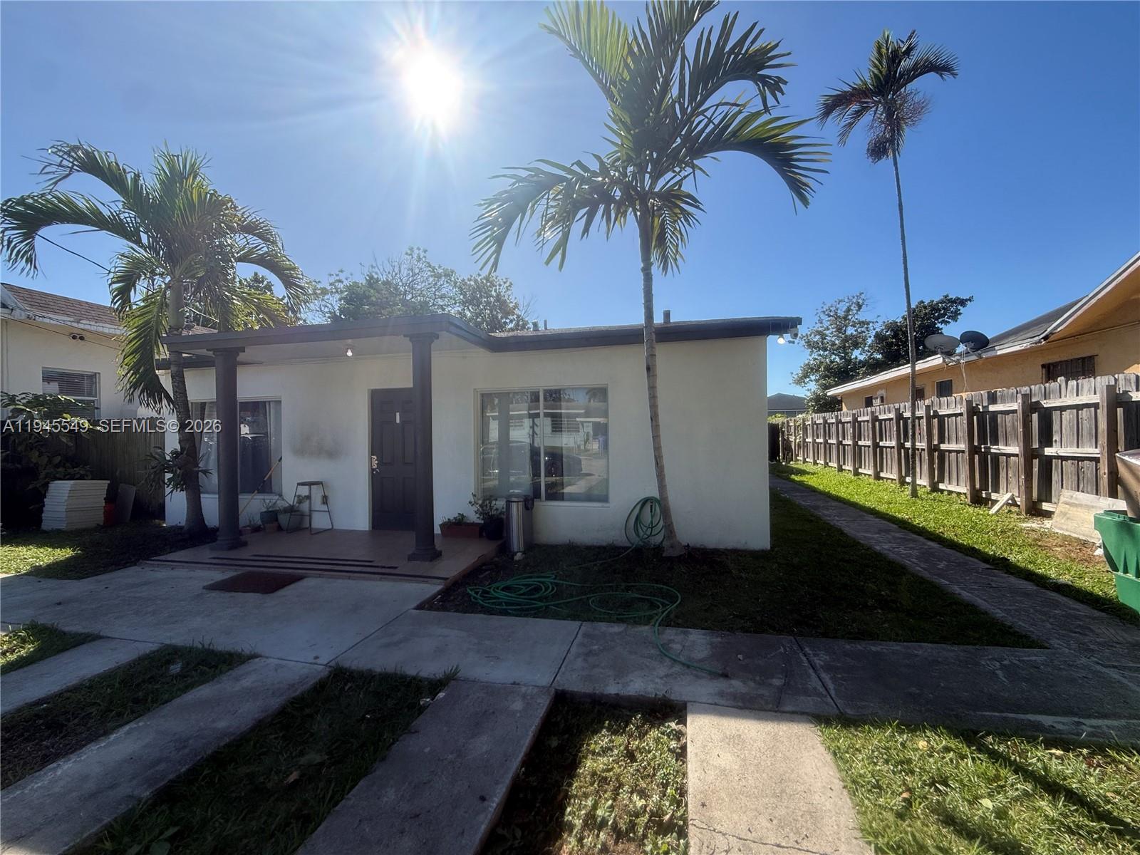 ROSEMONT PARK - Residential Income