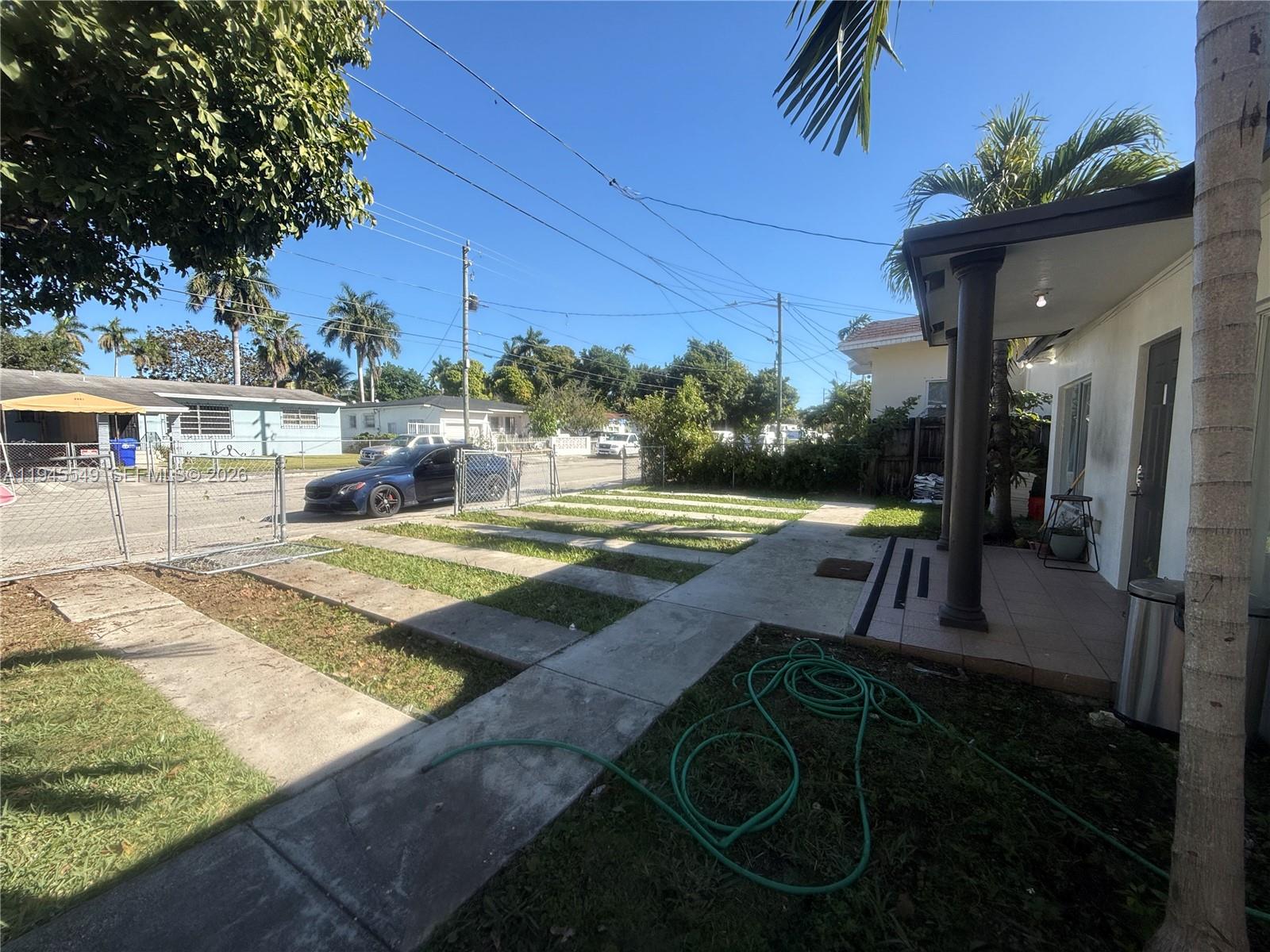 ROSEMONT PARK - Residential Income