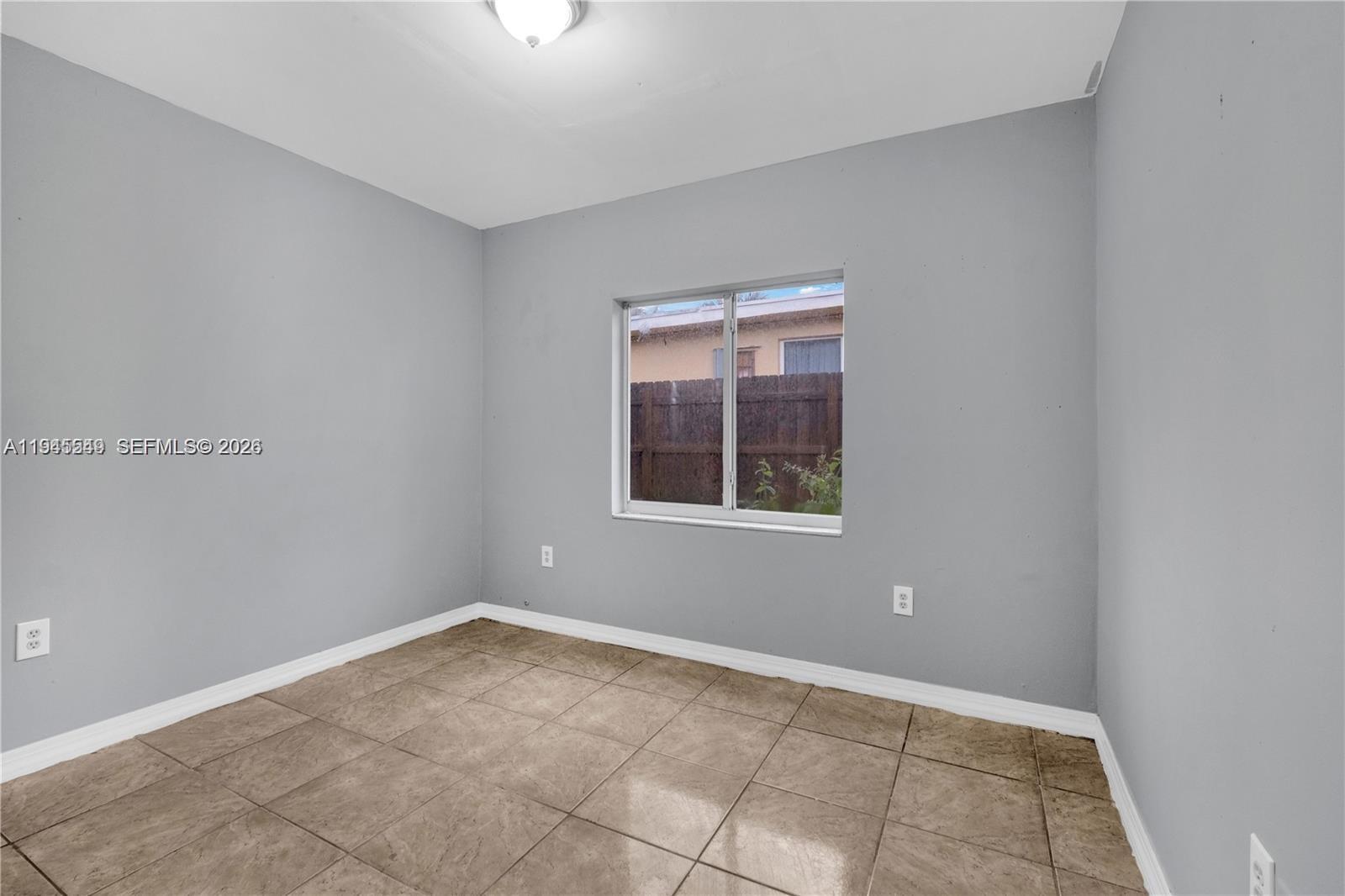 ROSEMONT PARK - Residential Income