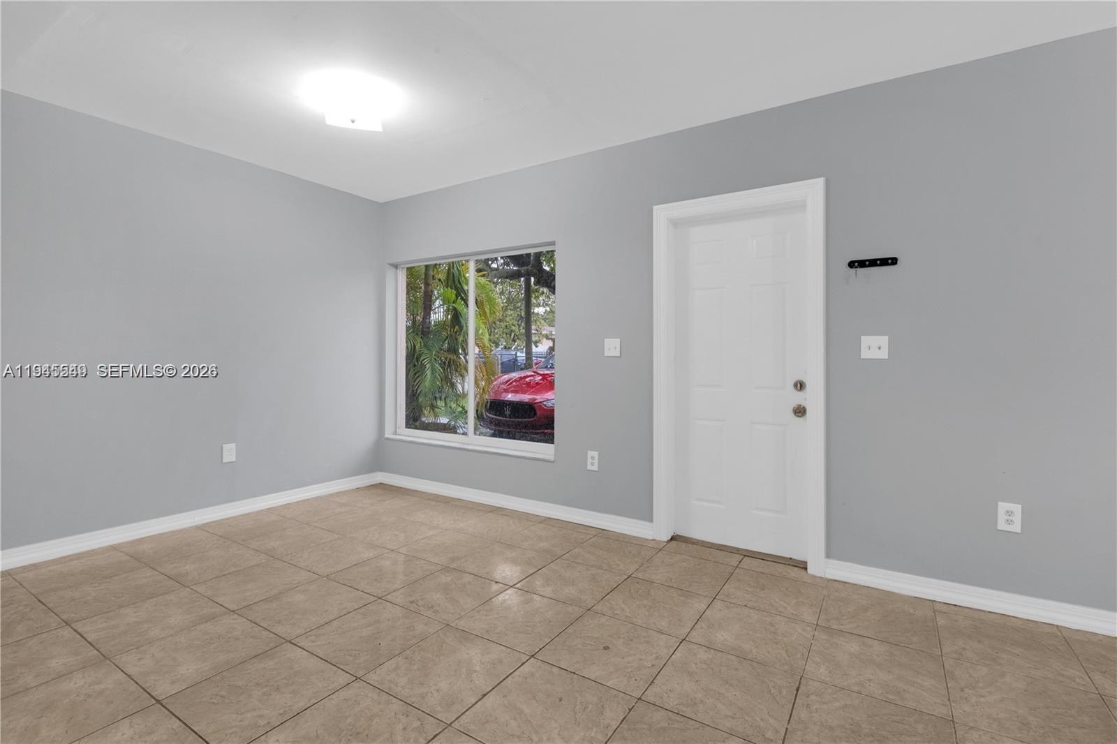 ROSEMONT PARK - Residential Income