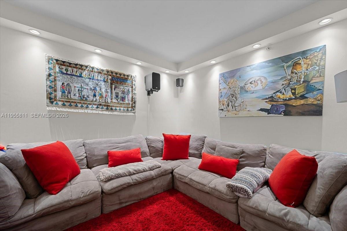 OCEAN PALMS CONDO - Residential