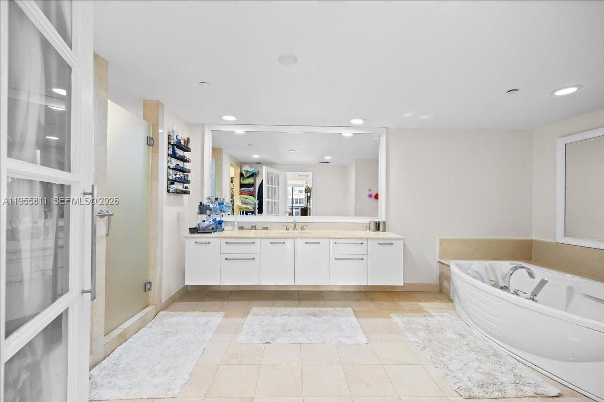 OCEAN PALMS CONDO - Residential