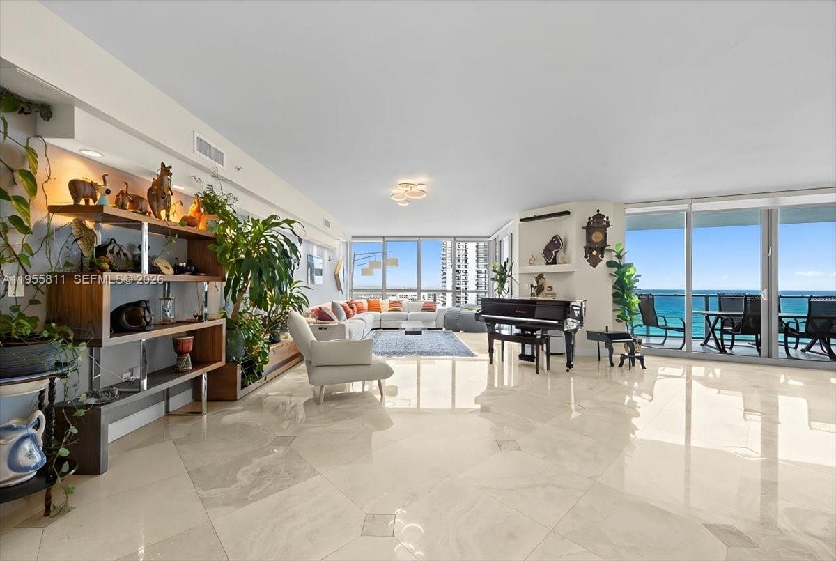 3101 S Ocean Dr 3003