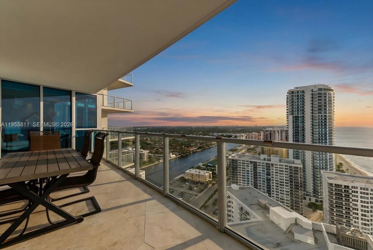 OCEAN PALMS CONDO - Residential