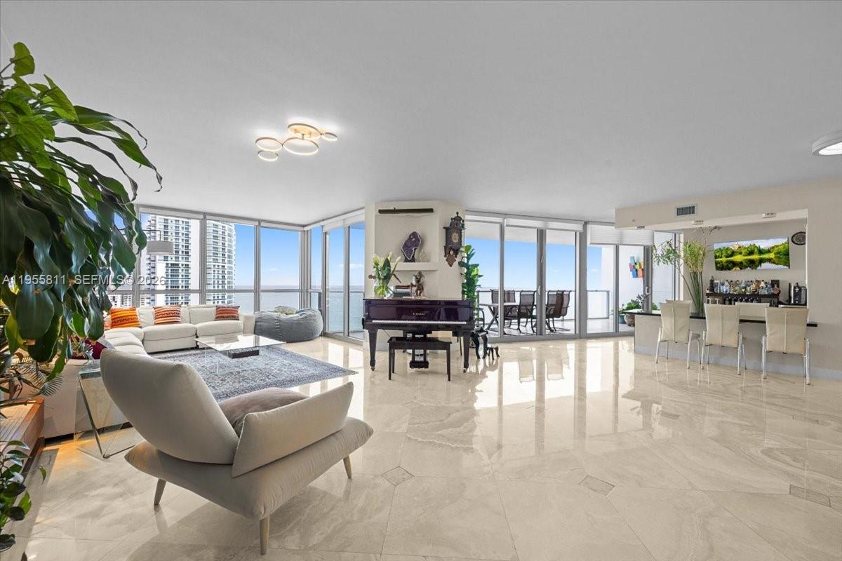 OCEAN PALMS CONDO - Residential