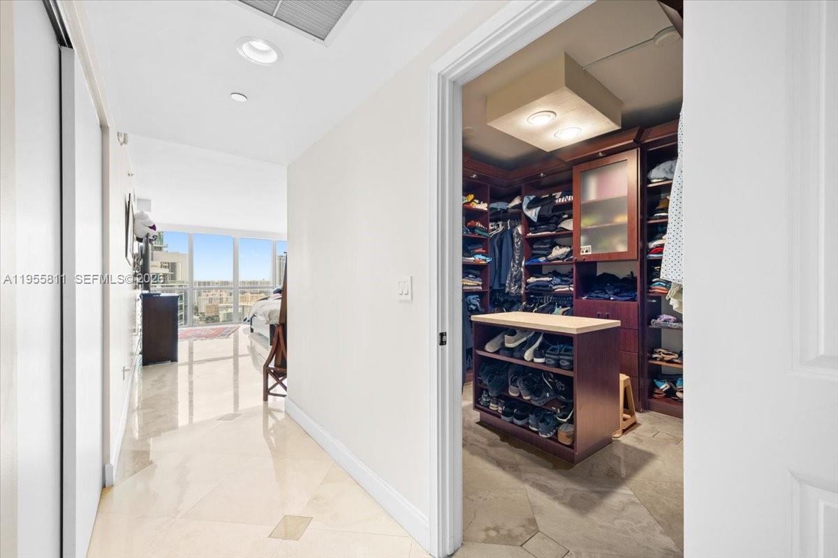 OCEAN PALMS CONDO - Residential