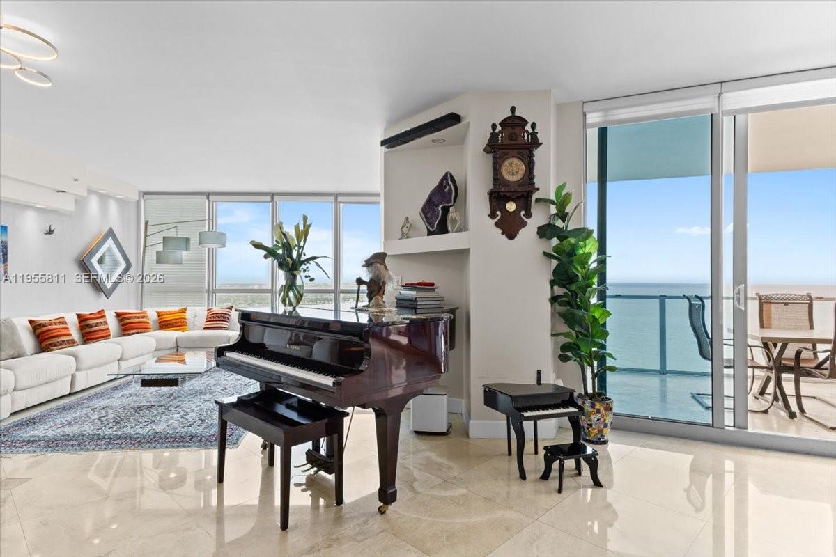 OCEAN PALMS CONDO - Residential