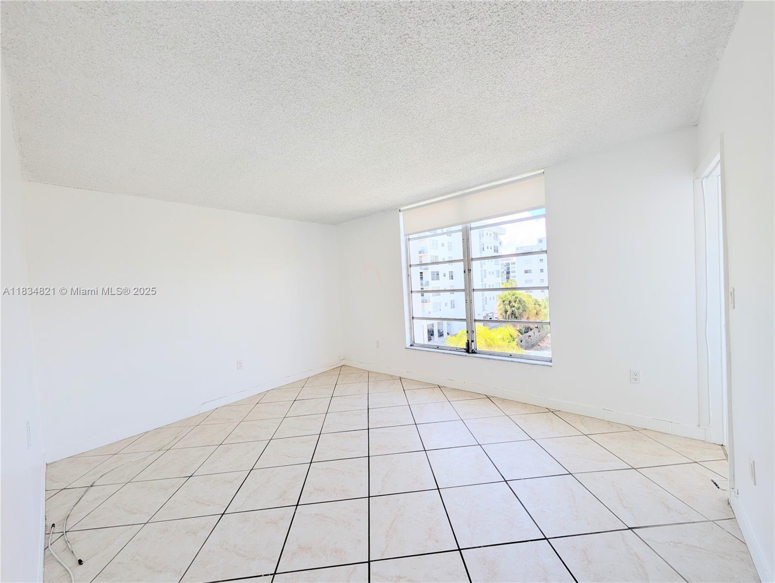 THE ATRIUM CONDO - Residential